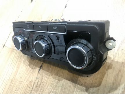 Блок управления климатом VW Passat B6