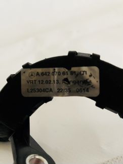 Датчик давления топлива Mercedes 0045421618