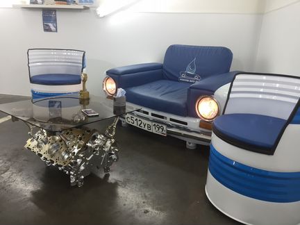 Диван из автомобиля