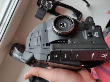 Профессиональная видеокамера canon c100 mark i