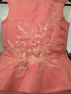 Нарядное платье для девочки