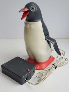 Электротехническая игрушка Пингвин