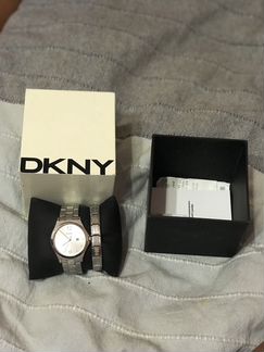 Часы dkny