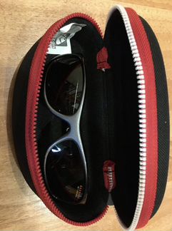 Очки солнечные