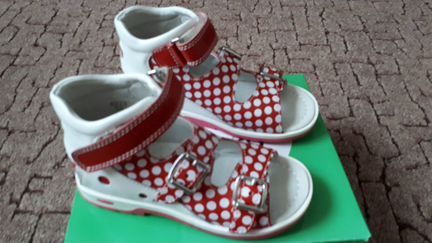 Сандалии ортопедические р.30