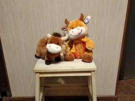 Символ года -мягкие игрушки бычки