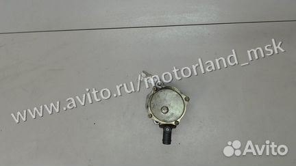 Насос вакуумный Renault Megane, 2001