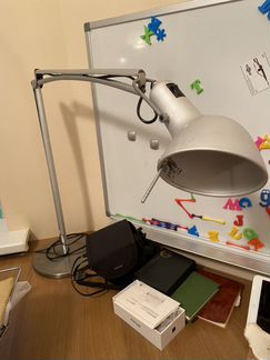 Лампа настольная