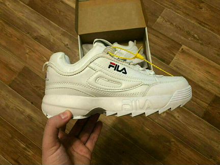 Новые женские кроссовки Fila Disruptor белые