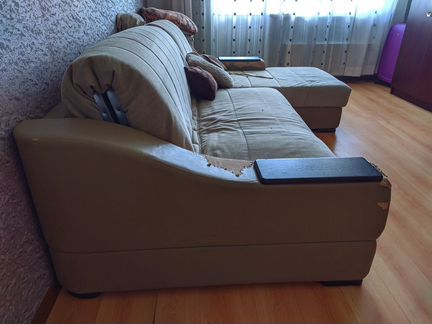 Диван угловой