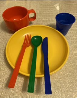 Дорожный набор пластиковой посуды