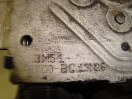 Замок капота Ford Focus 2 hxda 2005