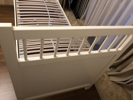 Кровать Икеа с матрасом и реечным дном