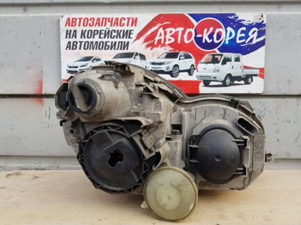 Фара передняя левая Mercedes Benz W203 2000-2004