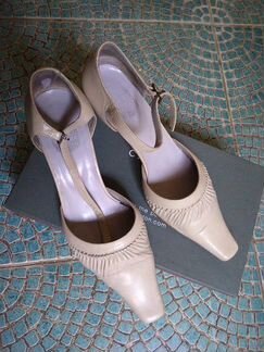 Туфли женские Carnaby 38 р-р