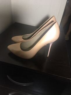 Бежевые лодочки Paulo Conte, размер 37.Продам.1,50