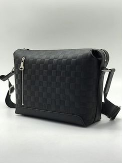 Мессенджер Bottega Veneta