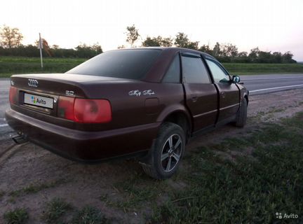 Audi A6 2.0 AT, 1995, битый, 200 000 км