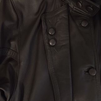 Кожаная куртка L