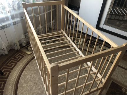 Кроватка детская