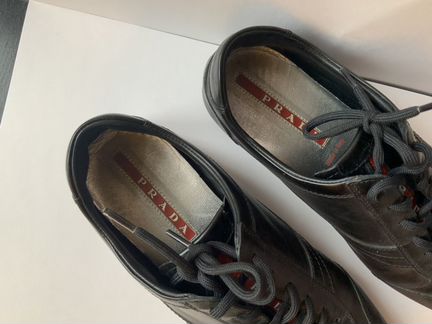Кроссовки Prada б/у оригинал