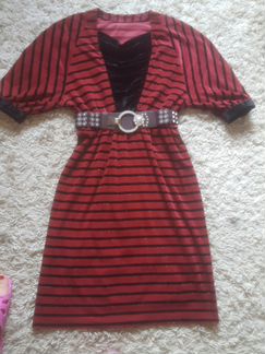 Платье велюровое р.46