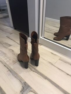 Кожаные сапоги 40 размера