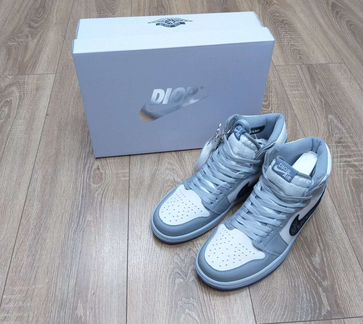 Кроссовки Nike Air Dior