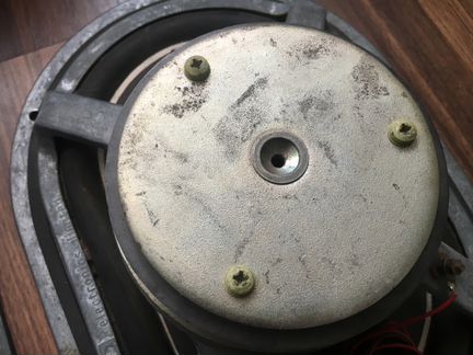 Английские нч динамики KEF B139 - 1974 года