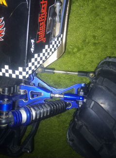 Himoto Warrior MXT-5 4WD RTR масштаб 1:5