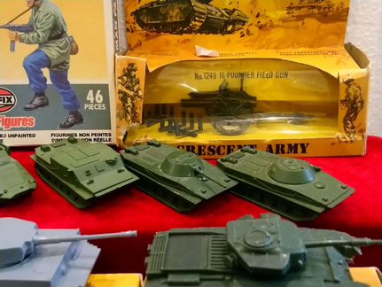 Модель танка военная техника 1/87,1/72 идр. гдр, а