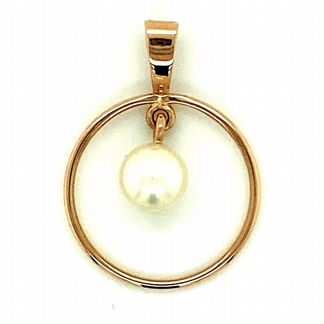Золотая подвеска с жемчугом