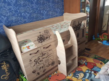 Продам кровать корсар-1