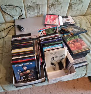 Диски с фильмами, мультами