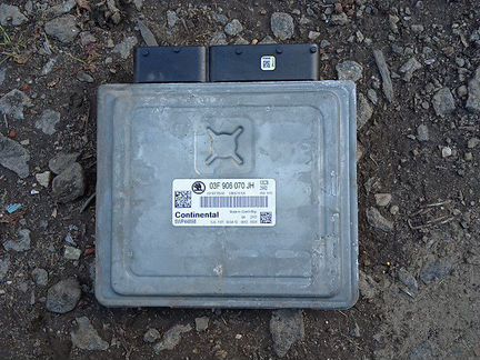 Блок управления двигателем Skoda Yeti 5L 1.2 CBZ