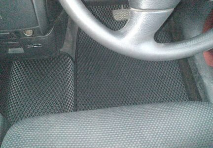 Новые коврики в салон Toyota BB