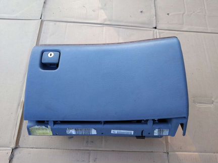 Бардачок Peugeot 406