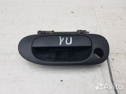 Ручка передняя левая Mitsubishi Carisma DA1A 4G92