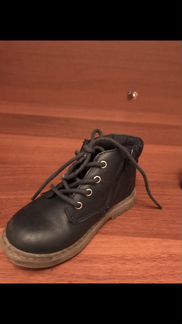 Ботинки осенние 23