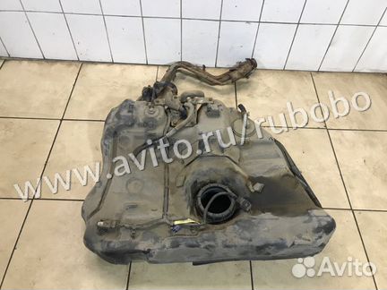 Бензобак Mitsubishi Galant 8 USA 4G64 2003