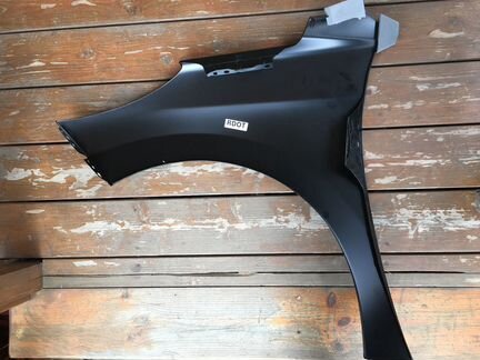 Правое крыло Peugeot 207