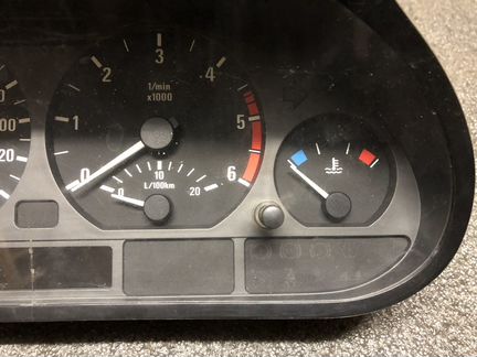 Приборная панель BMW E46 МКПП