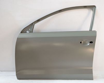 Дверь передняя левая Skoda Rapid 2013-17