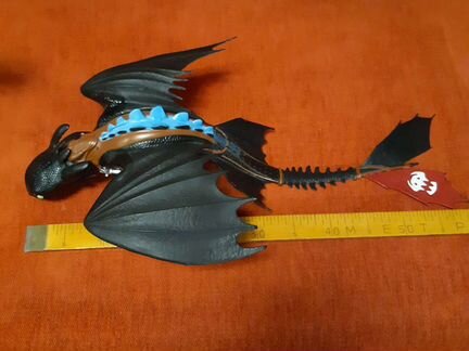 Дракон Беззубик