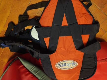 Переноска и кенгуру для малыша