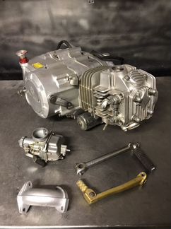 Почти новый 140 питбайк двигатель