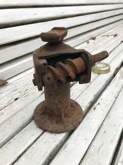 Антикварный старинный немецкий домкрат bilstein