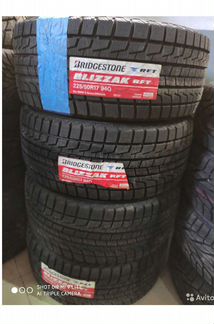 Шины зима 225 50 17 Bridgestone Blizzak RFT 94Q