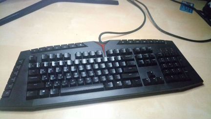 Игровая механическая клавиатура