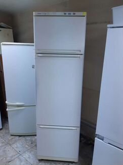 Холодильник бу Samsung 2м. рабочий